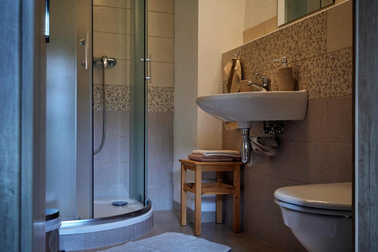 Apartmany Pod Strani มาลา โมราฟกา ภายนอก รูปภาพ